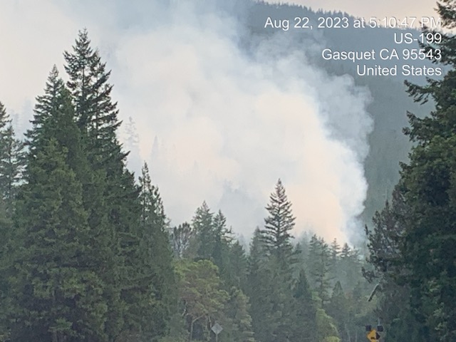 CaltransDist1's tweet photo. As of 842am Aug. 23, #US199 remains closed in #DelNorteCounty from Hiouchi to the Oregon border (PM 6-36.4) due to the #SmithRiverComplexFire. Caltrans is working with partner agencies to develop a reopening timeline. Fire activity or unsafe conditions may postpone those plans. https://t.co/MbtOucw8gs