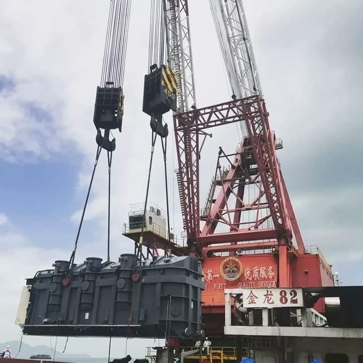 A great team we have the pleasure of working with during a major equipment offloading at our project site in Hong Kong.
#engineering #hongkong #ireland  #mechanicalengineering #electricalengineering #energyindustry #safetyengineering #blackpointpowerstation