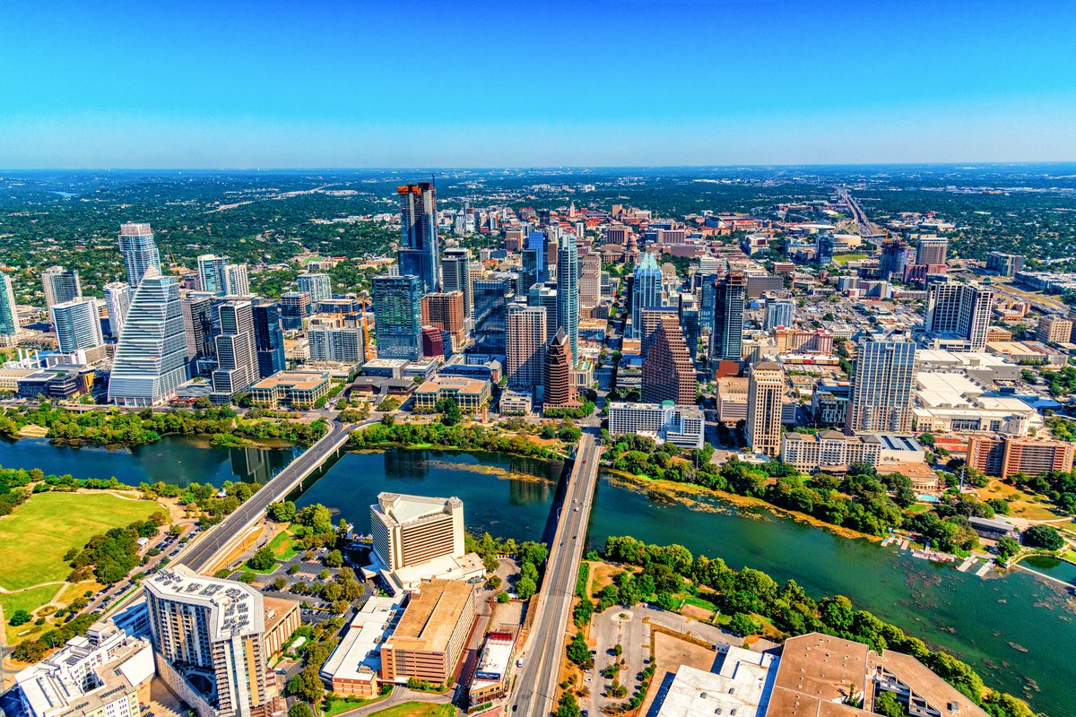 📢 Did you recently move to #Texas b/c it's more supportive of #entrepreneurs, #startups &amp; #innovation? 

➡️ Submit a 30-45 second video explaining why you relocated for the chance to win a $500 Visa gift card: bit.ly/why-relocate

📆 Deadline: Sept 3, 2023 #BeYourOwnHero