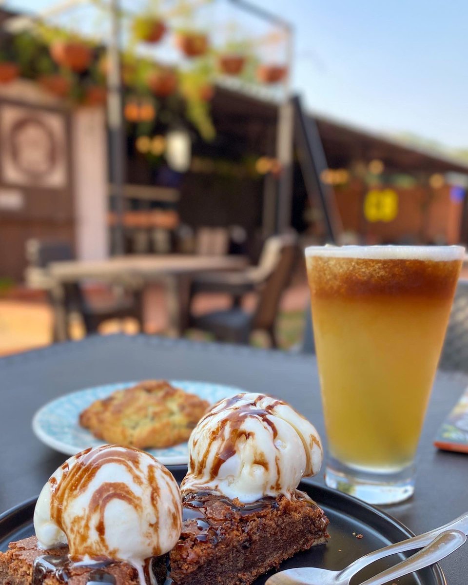 La movida cafetera crece y acá les muestro un nuevo lugar para la lista. Un espacio fuera de Asunción con patio, silla cable, cafés de especialidad calientes o fríos, postres y más. Detalles 🔽