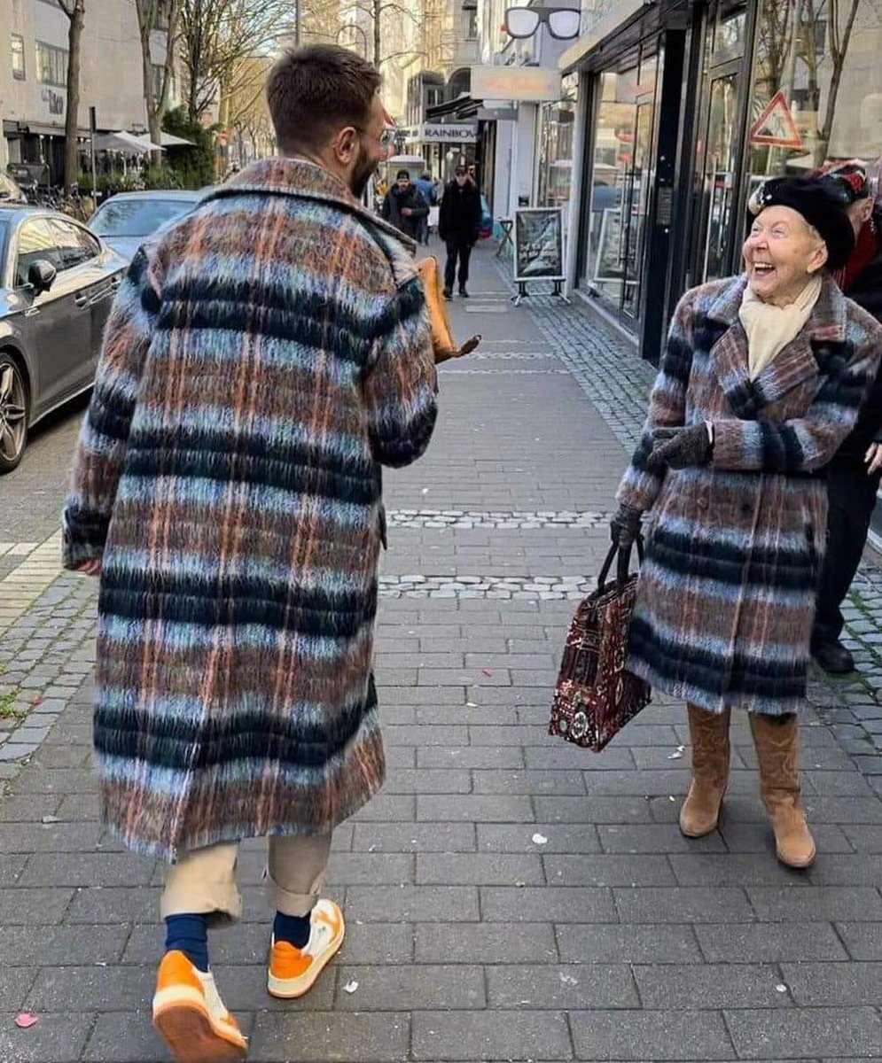 GreenHemUSA's tweet image. Just a delightful moment caught on camera 📸
Happy Wednesday from all of us at Tangram Media 😎

Tangram Media Inc. 
☎️ (877) 426-8880  
🌎 tangrammedia.com  
#tangrammedia #tangrammedianc #webdesign #webdevelopment #delightfulmoment @TangramMedia