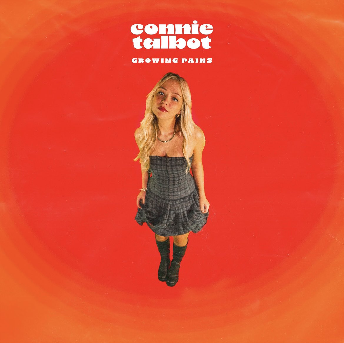 ConnieTalbot's tweet photo. The whole EP, GROWING PAINS is out on Friday! ✨ CFS you’re amazing, thank you for listening. 2 more songs to come out on Friday 🫶🏻
You can pre-save here:
https://t.co/fblTZv9EbZ https://t.co/fwAaXAa0Yc