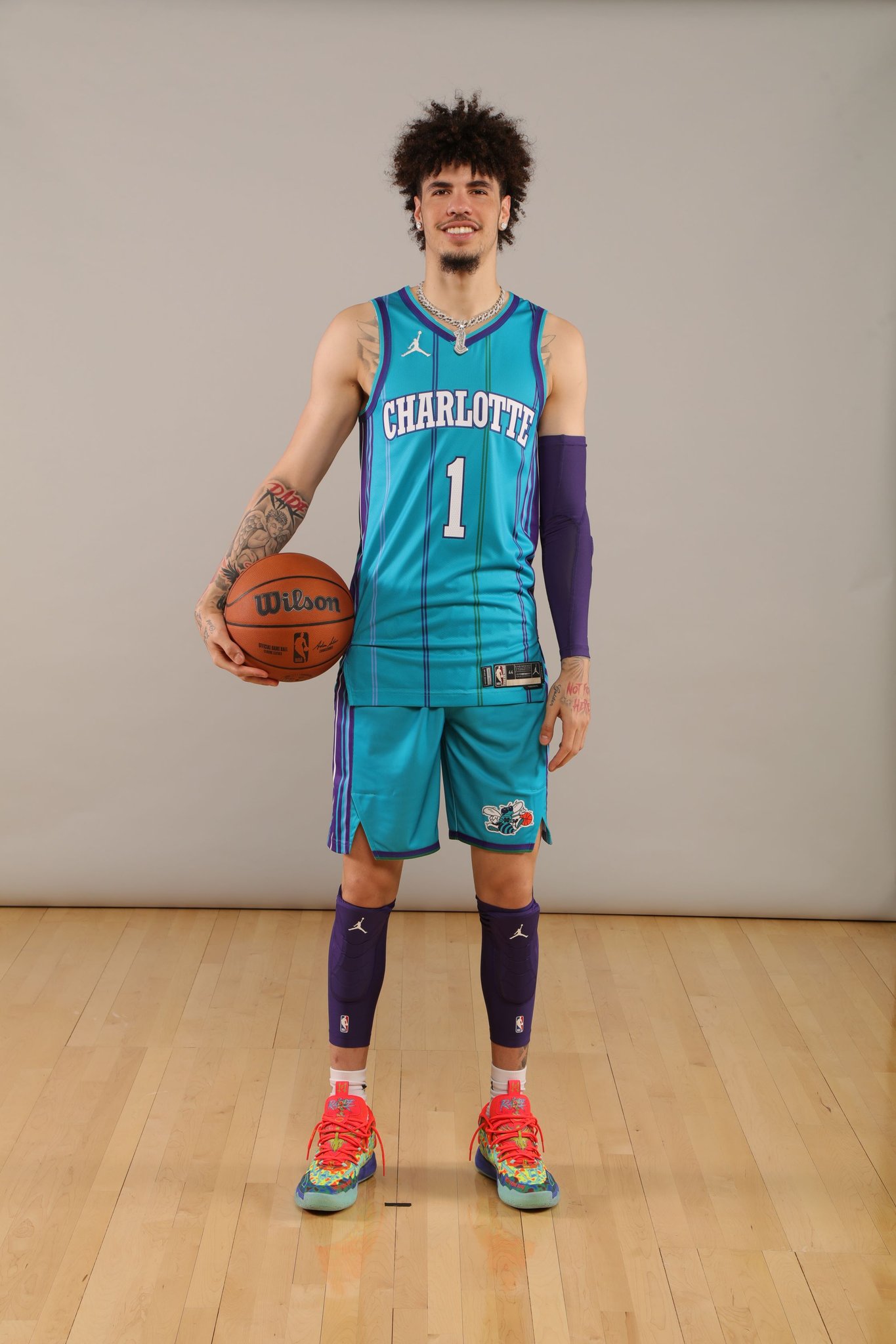 Rod Boone on X: #Hornets fans, your uniform wishes have been answered.  They just unveiled their City Edition uniforms and for the first time ever  they'll wear a jersey with CLT on