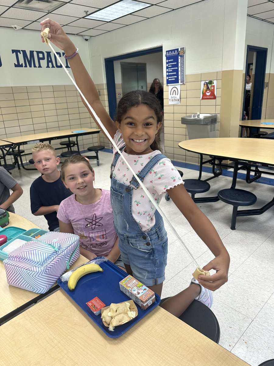 Lunch cheese pulls! 🧀