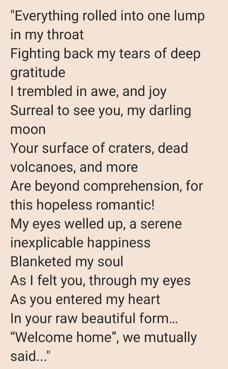 Madhumathi_Inks's tweet photo. https://t.co/9sqUOTY8wY
👆🏾
Moon. My eternal close-to-heart muse. How can I not revisit my scribble, on the joy of seeing the moon's surface through a Telescope...🥲
Just a glimpse. Yet...
#MoonsSurface #Selenophile #MoonLanding #Poetry #IndiaOnTheMoon #ISRO #Chandrayaan3Landing https://t.co/uvIqhGsyBF