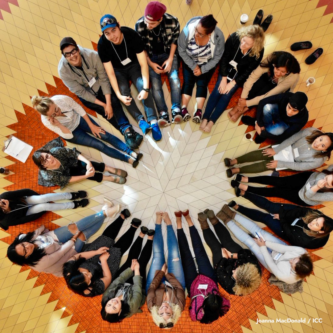 In the #Arctic, communities battle mental wellness challenges & elevated suicide rates – youth being disproportionately affected. This is how Inuit Circumpolar Council is changing the narrative - addressing suicide through storytelling with @SDWG_Chair 👉arctic-council.org/en/news/changi…