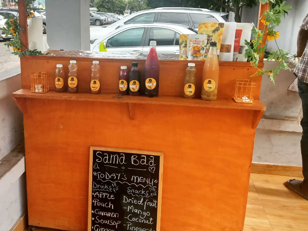 sama_house's tweet photo. Joy inside a bottle!😄

As you go through the week, don't forget to treat your taste buds with your favorite Sama drinks.

We love y'all 🤗🤩 https://t.co/D6EOb4pBhC