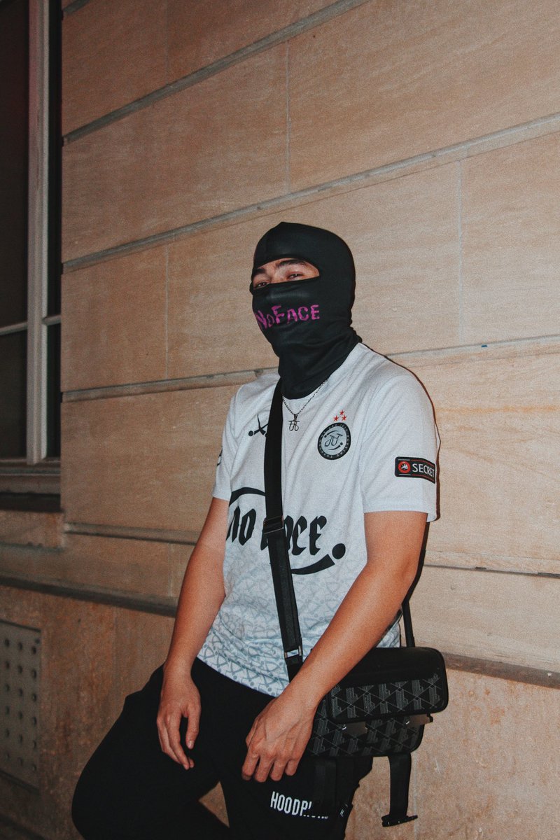 TobiasWhell's tweet photo. Les maillots et la cagoule seront aussi dispo samedi au pop up store et bientôt sur le site 😁
Maillots: 50€
Cagoule: 15€ https://t.co/pFKZtsjspb