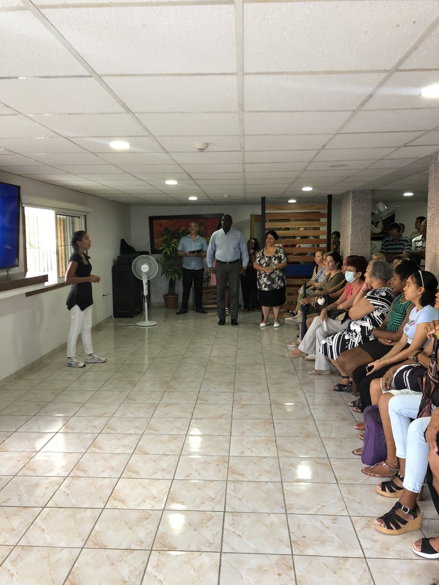 DCorralesponce's tweet photo. 🇨🇺���️Hoy nosotros  artistas aficionados estudiantes de @DERECHOUH @LexFeu, hemos realizado una hermosa actividad en conjunto con la @FGR_Cuba, para todas las federadas de la organización, por el aniversario 63 de la FMC❤️🇨🇺. @FGR_Cuba @yamilapenao @BarbaritaPach66 https://t.co/2yGUGtPfft