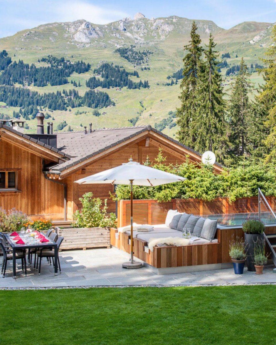 VirginLimitedEd's tweet photo. Summer scenes at The Lodge, Verbier ποΈπ
#VirginLimitedEdition #SkiLodge #VLEMagic #Verbier #Switzerland #SwissAlps #LuxuryChalet #Luxe #Travel #BeautifulDestinations https://t.co/wqyWozRQrb