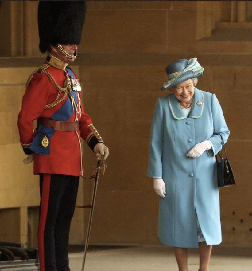 This will forever be my favourite picture of Queen Elizabeth II and Prince Philip 🥰🥰😅
#QueenElizabethII 
#PrincePhilip