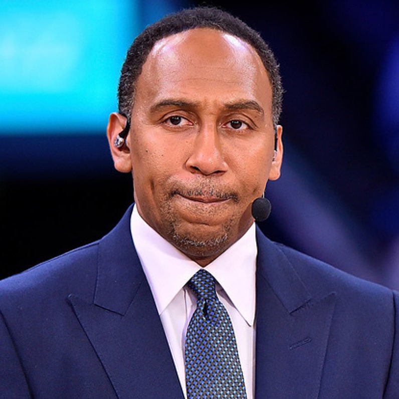 LegionHoops's tweet photo. Stephen A. Smith fires BACK at Lonzo Ball:

“You really going to sit poolside on the bench and think because you getting up and sitting down... that makes you healthy? ... Bro, you ain’t healthy.”

(h/t @ClutchPoints) https://t.co/6aI8syoFib