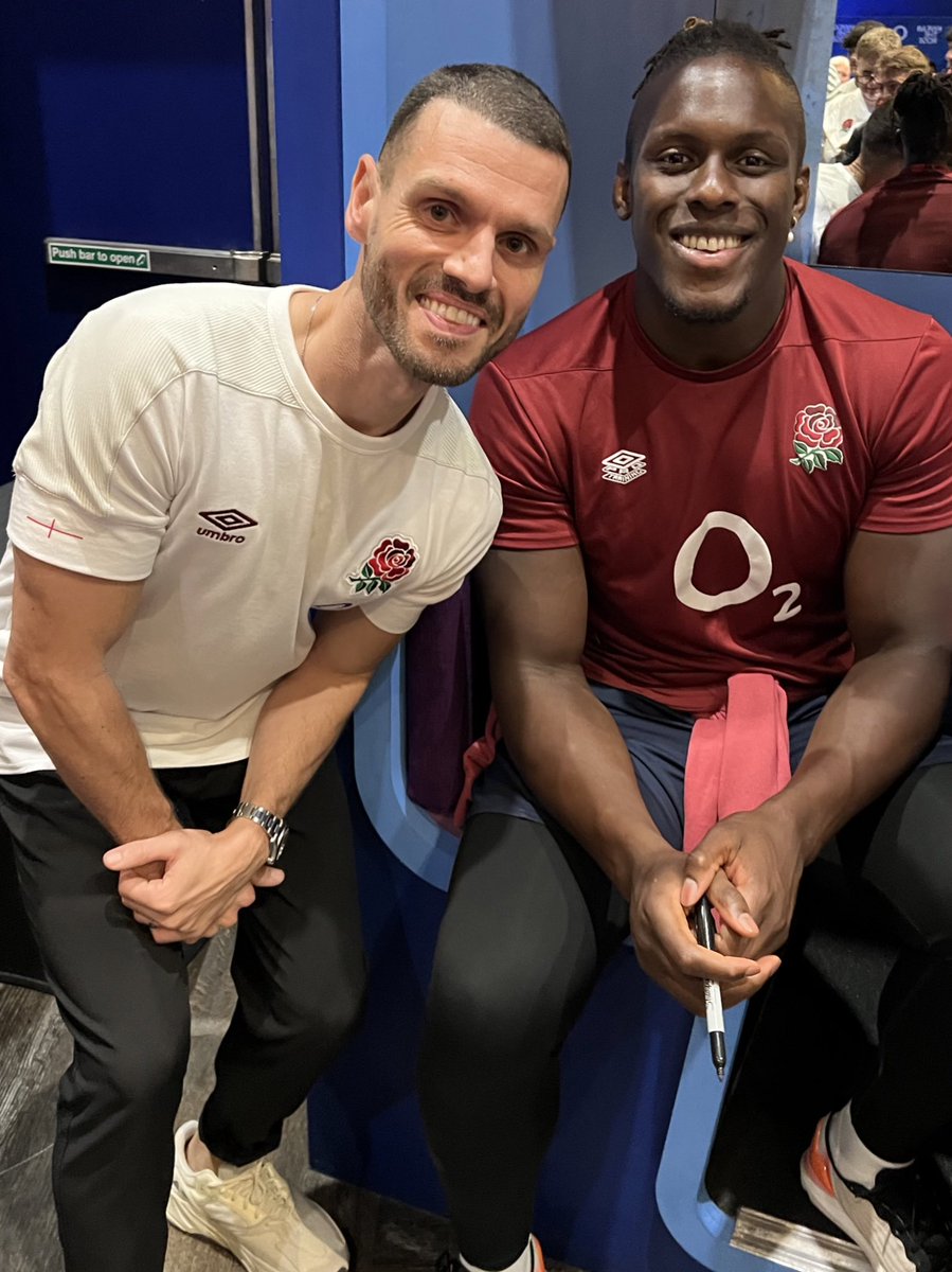 djtonyperry's tweet image. 🫧 🏉 🌹 Working with @EnglandRugby @o2 for an amazing fan activation at @TheO2 today. B2B @J0nnyMay acc my guy @maroitoje ! #wearlarose #englandrugby #rfu