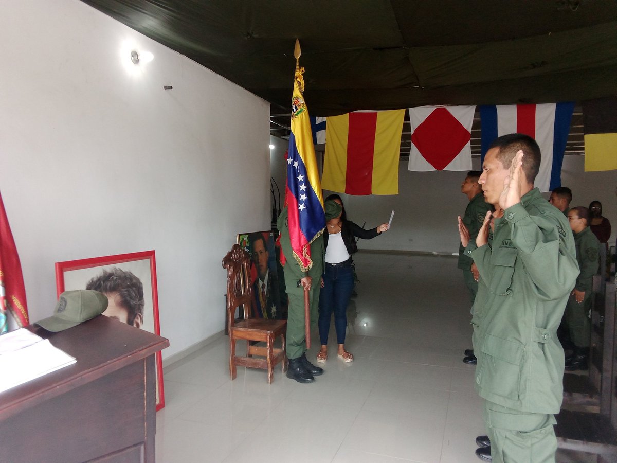 345_bat's tweet photo. En la sede del @345_bat se llevó a cabo el Acto de Juramentación del Contingente Mayo 2023, entrega de reconocimientos al Personal Profesional y Tropa Alistada de esta Insigne Unidad Táctica de Comunicaciones. https://t.co/1ZvqkMM0nD