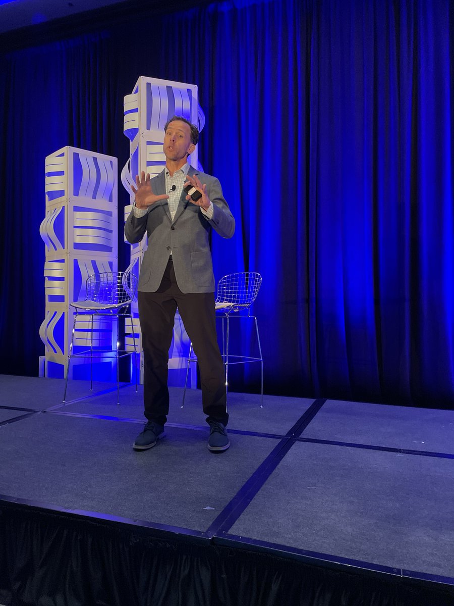 WorldatWork's tweet image. Last but certainly not least – the Closing Session of @WorldatWork #SalesComp23 is here! Seth Marrs &amp;amp; Cathy Peffen are unveiling the roadmap to align #salescompensation with the fast-paced #B2B world. Revealing strategies that&apos;ll elevate your #compensation game.