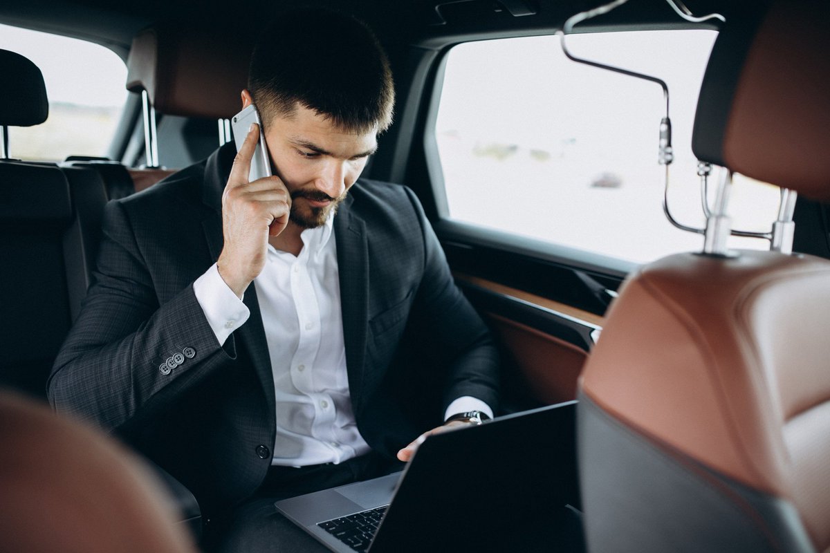 We provide efficient, professional services for our distinguished guests. From #airportpickups to conference shuttles, you can count on us. Book now at 🔗 muskokataxis.com or call us at 📞 705-687-2111. Take your #businesstravels to the next level! #MuskokaTaxi