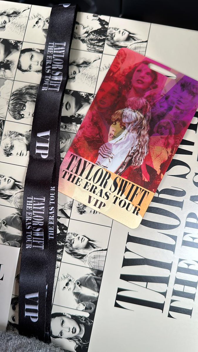 tayswiftmex_2's tweet photo. 🏟️| El gafete que incluyen los paquetes VIP. #MexicoTSTheErasTour #TSTheErasTour 🇲🇽 https://t.co/mwuX1gF87H