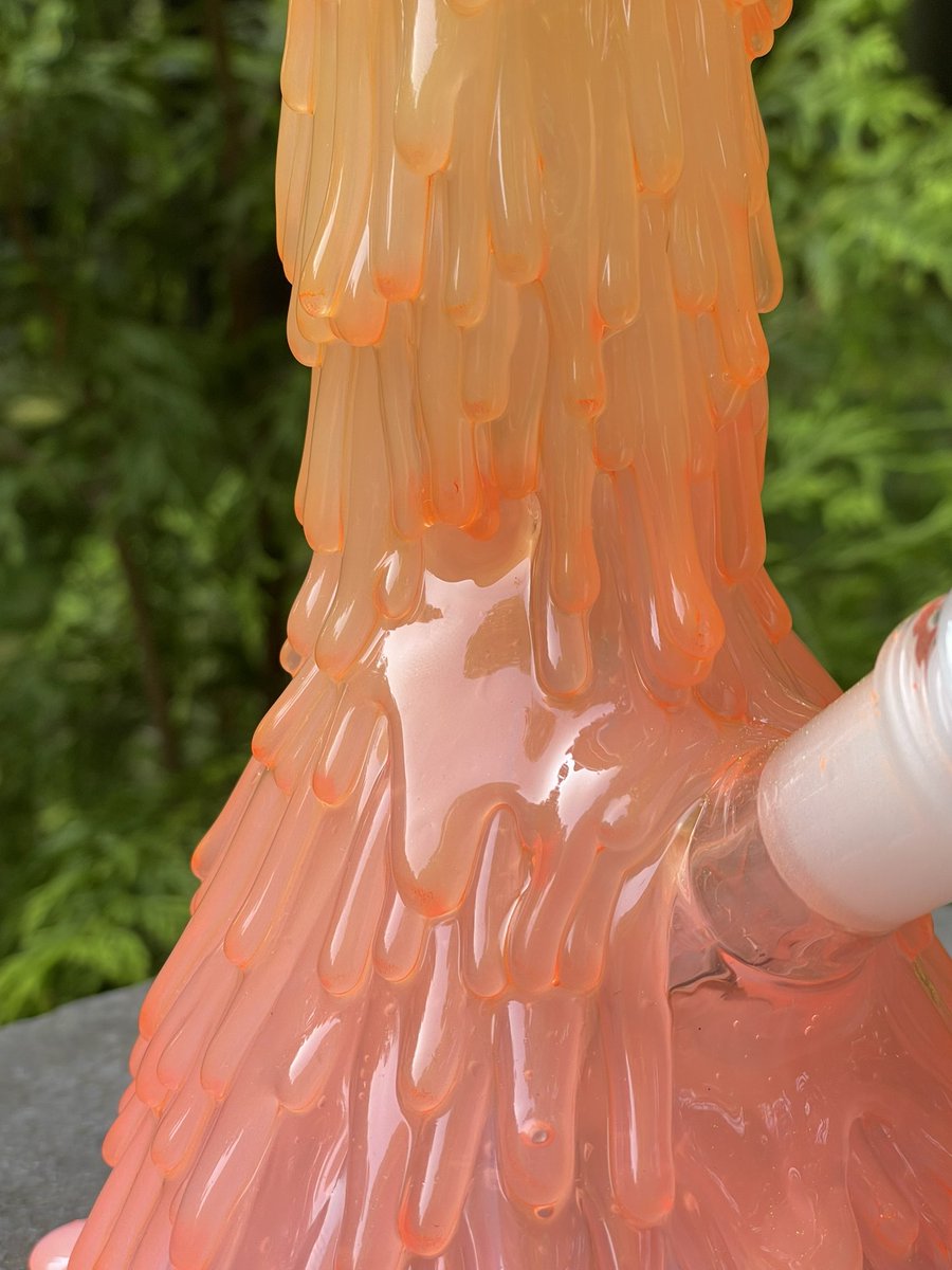 coughcreative's tweet photo. Some close-ups of my art: a piece that has been lovingly nicknamed ‘Naranja’ by the collector who now owns it:

Custom Slyme Commission Calculator available on https://t.co/T8laU0sYG0 🫶🏻 https://t.co/JzGfQI5QiO