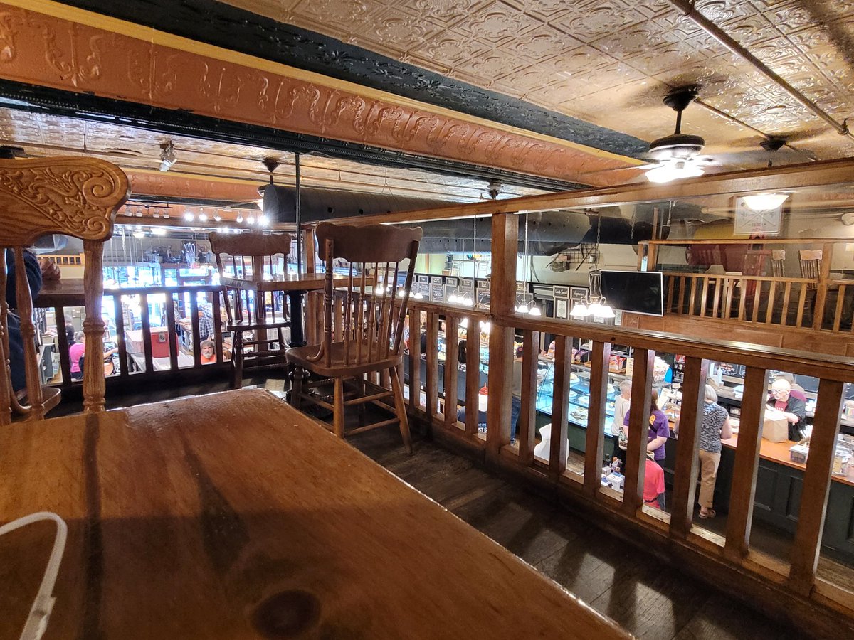 If you're planning on doing something creative in the Sunshine City of Orillia, there is one place to think, write create.

It doesn't hurt that the coffee and food at <a href="/MariposaMarket/">Mariposa Market</a> are second to none.

#SunshineCity☀️
#Orillia 
#Wrestling