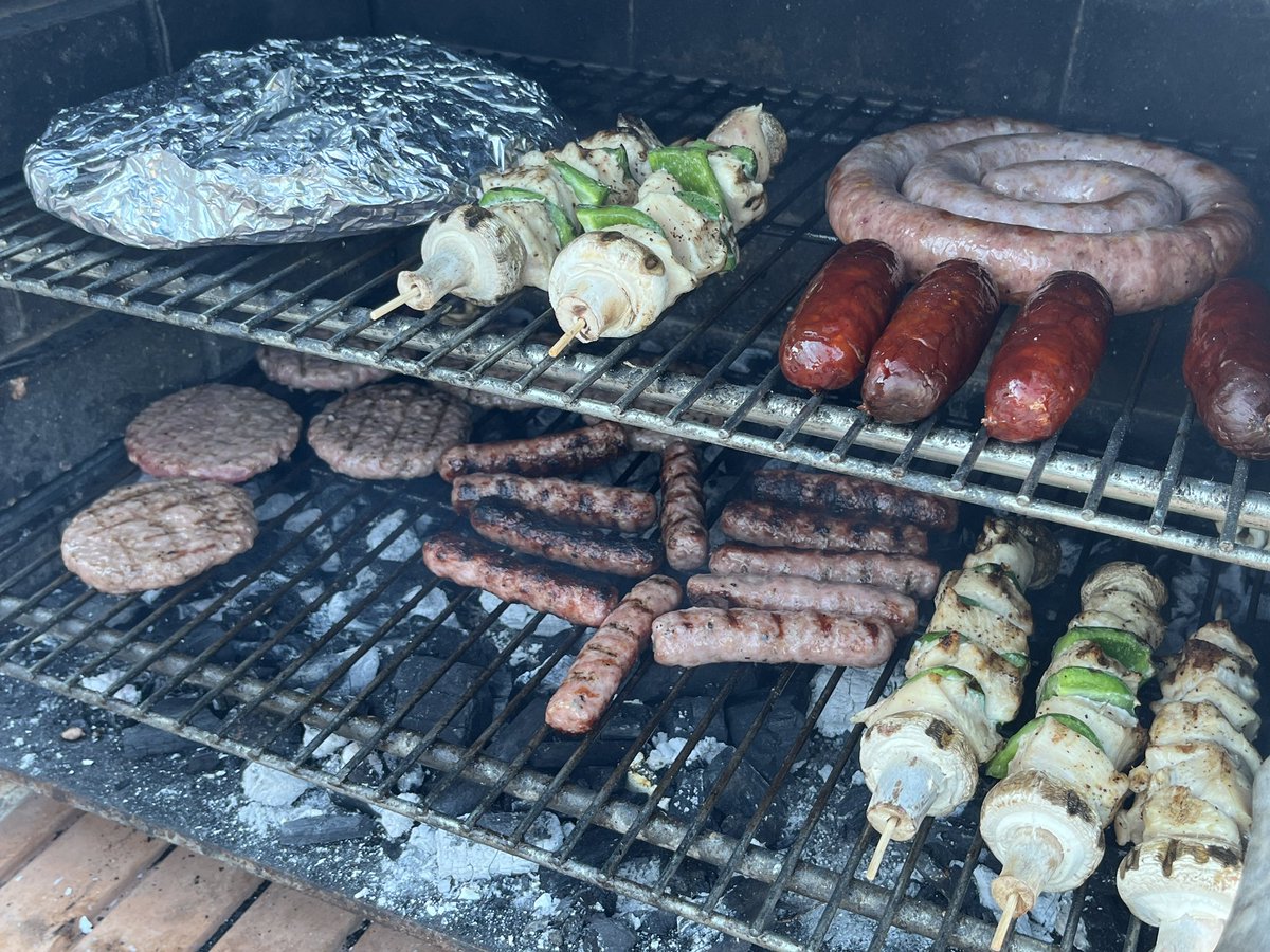 andytheedom's tweet image. It’s that time of the evening #bbq