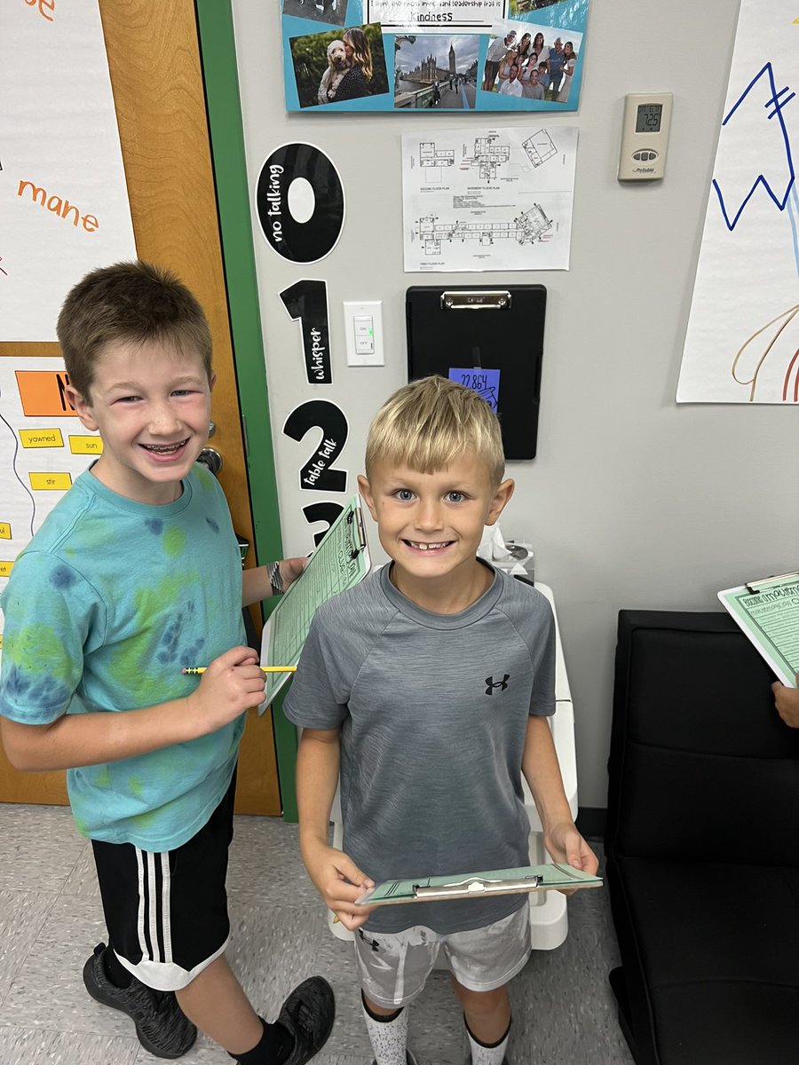 Wimmer3rd's tweet photo. Had a great time this morning being mathemagicians 🪄 We had to use the place value clues to help us discover the mystery number and solve the problems around the room! https://t.co/2qsCzqw511