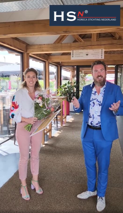 Namens @svh_horeca mochten wij twee cursisten verblijden met een Golden SVH Meestertour Ticket! 🤩Cursist 2: Danique van den Eijnde- Van Eijk van Golfbaan Het Woold.  Wij wensen beide dames héél veel plezier toe met de tour en bedanken SVH voor deze mogelijkheid!