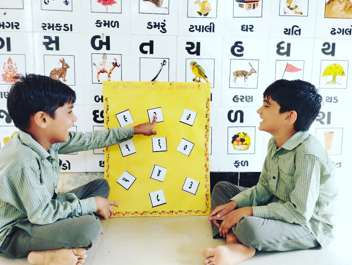 UtthanAdani's tweet image. Bonds get stronger with each numbers learned amidst laughter! 🔢
#NumbersLearning
#utthanadanifoundation
#AdaniFoundation
