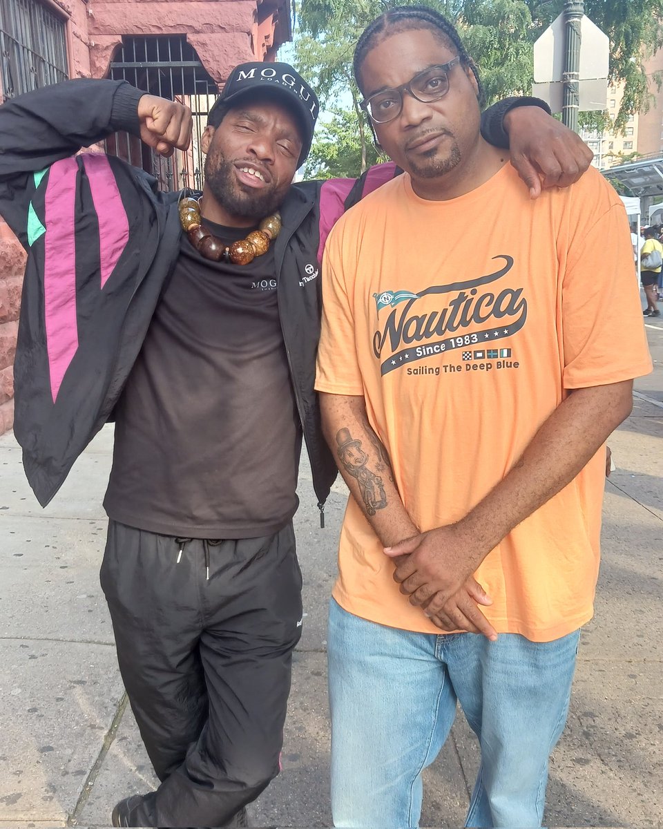 Cooling At Harlem week...🎙️#Loadedlux #luckytatt #lyricalminded #hot97 #classicstormradio #hiphop #hiphopculture #hiphophead #hiphopjunkie #hiphopmusic #rap #art #musiclover #music #SoundCloud #graffiti #Repost #share #viralluckytatt #viral #brooklyn #nyc#nomeasuremusic