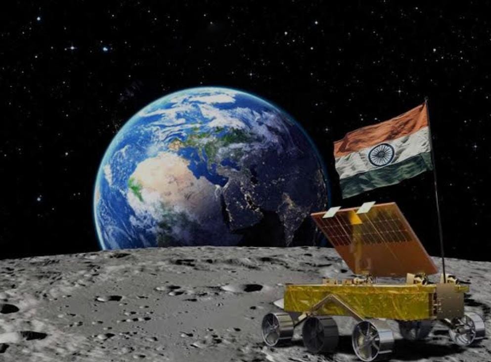 Mandeep_Tangra's tweet image. Chandrayaan 3&apos;s soft landing on the moon is yet another feather in ISRO team&apos;s cap. Congratulations 🎊  
So proud to be an Indian. JAI HIND🇮🇳

@isro

#MandeepKaurTangra | #SimbaQuartz | #ChangingLives | #BeNiceAnyway | #ITVillage | #ReverseMigration | #WhiteCollarJobs |…