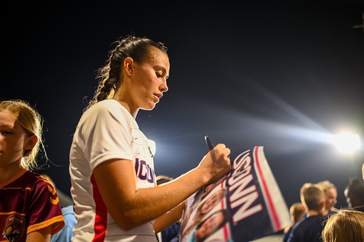 UConnWSOC's tweet photo. Our 2023 Captains! https://t.co/azbRKVjHcA