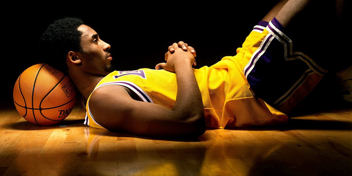 LakersLead's tweet photo. A THREAD:
24 OF THE MOST ICONIC KOBE BRYANT PHOTOS https://t.co/Du2L2eOUvZ