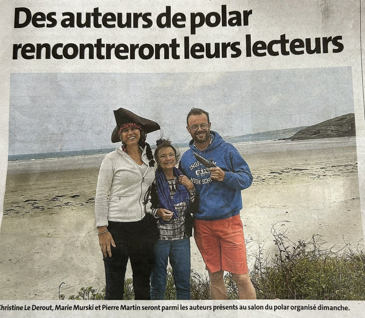 LederoutC's tweet photo. ☀️Article Telegramme paru ce jour ! 
Salon du polar le dimanche 27 août à Benodet de 10h à 18h. Gratuit. 📚
#Benodet
#Salondulivrepoliciers
#Jeunesse
#4sets
#classepirates 
#Bretagne https://t.co/bJl1arkYGx