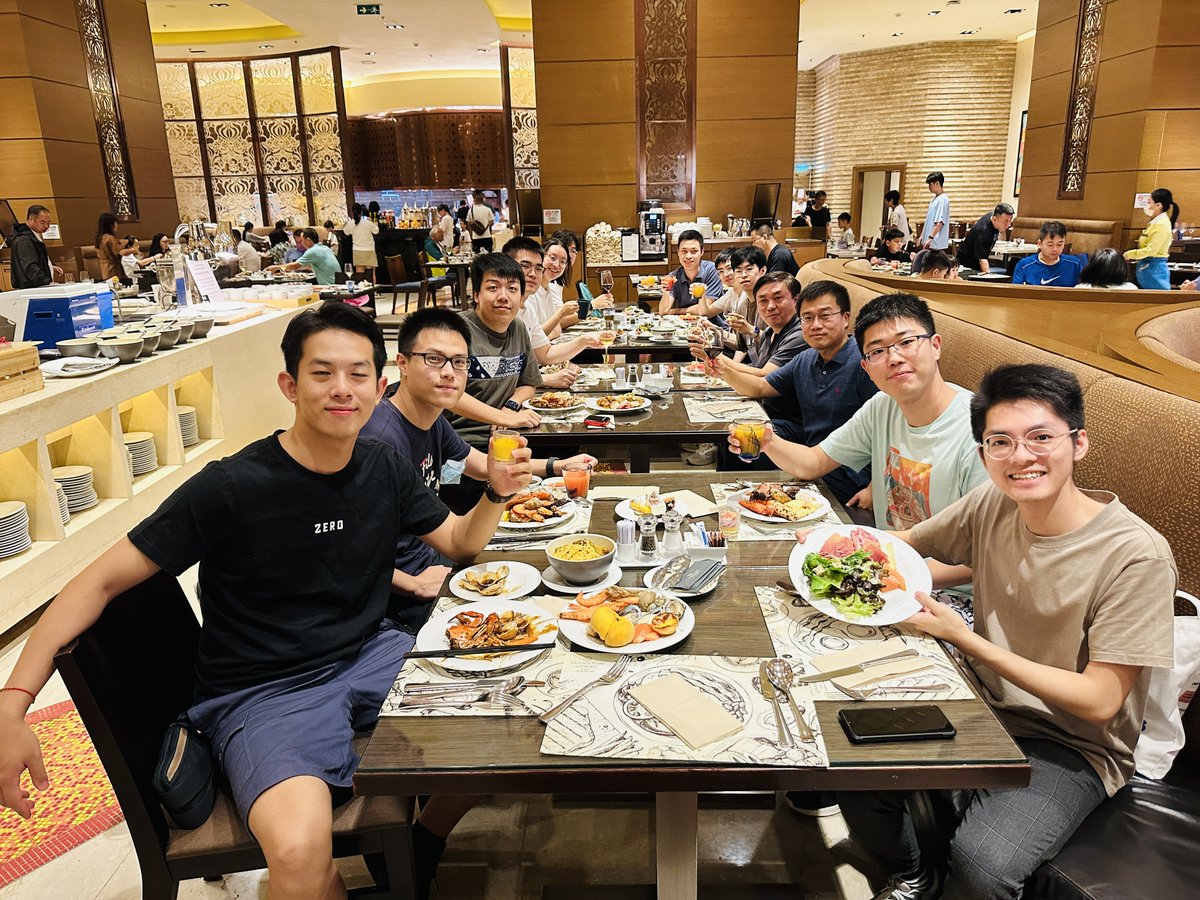 Gathering at IJCAI 2023 and enjoying a delicious buffet dinner #IJCAI2023