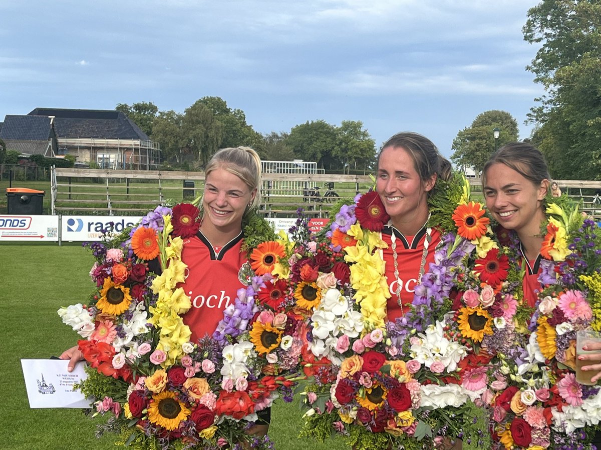 knkb's tweet image. Ilse Tuinenga koningin van de Frouljus PC #frouljuspc #kaatsen #keatsen