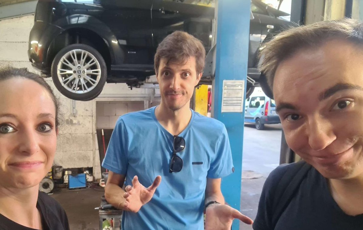 JoeyPrink's tweet image. Die erste #gamescom2023 Special-#einsnull Podcast Folge mit @jessirocksplays &amp;amp; @MauriceWeber42 die diese Bilder erklärt (schwierig mit Team Chaos) + erste @devcom_global Eindrücke ist online... 

podcasters.spotify.com/pod/show/eins-… #devcom