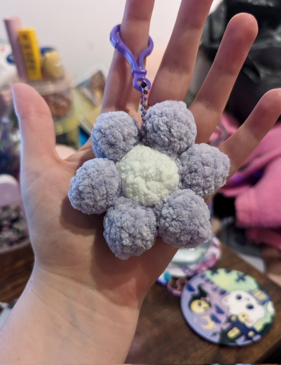 I think this flower pattern is so freaking cute ! 💜🥹🤍
-
-
-
-
-
#crochet #crochetflower #crochetbuisness #smallstreamer #SmallStreams #smallbiz #etsy #etsyseller #kawaii #flower #amigurumi