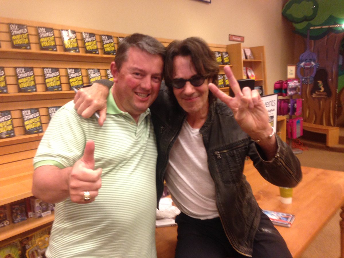 DoctorEasyE's tweet image. Happy birthday to the still rocking @rickspringfield I’ll be playing at least one of his tunes on my @onamp show Friday night at 9pm ET/6 pm PT #amplive #ampfamily #80srock #80smusic #rocknroll