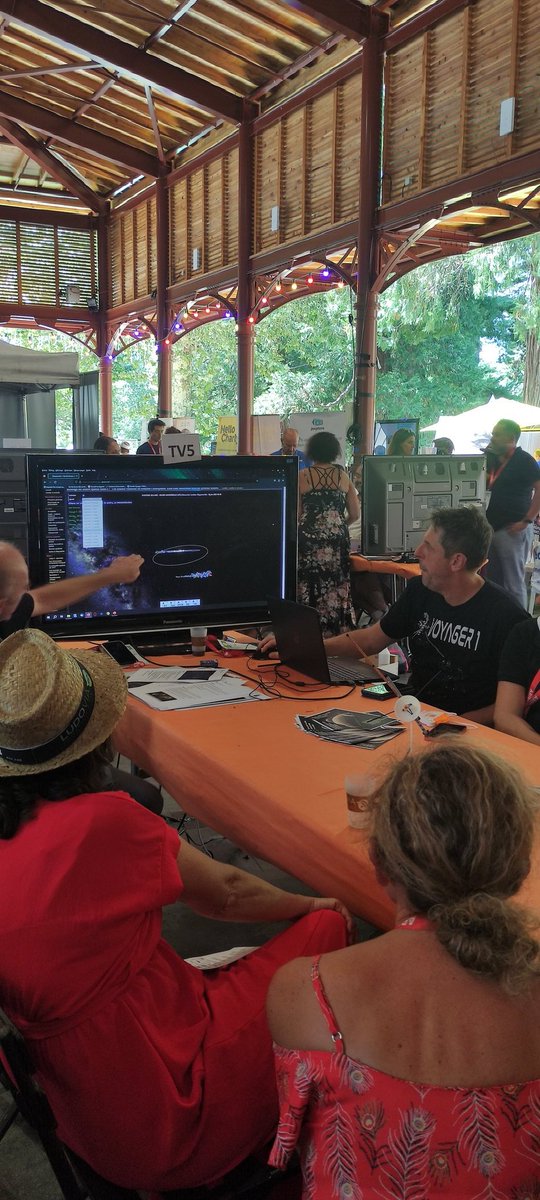 CBCompositeur's tweet photo. Ax Les Thermes : présentation du projet "Sur les traces des sondes Voyager" à l'université d'été de l'innovation pédagogique "Ludovia 2023" https://t.co/PQs1diXsWi