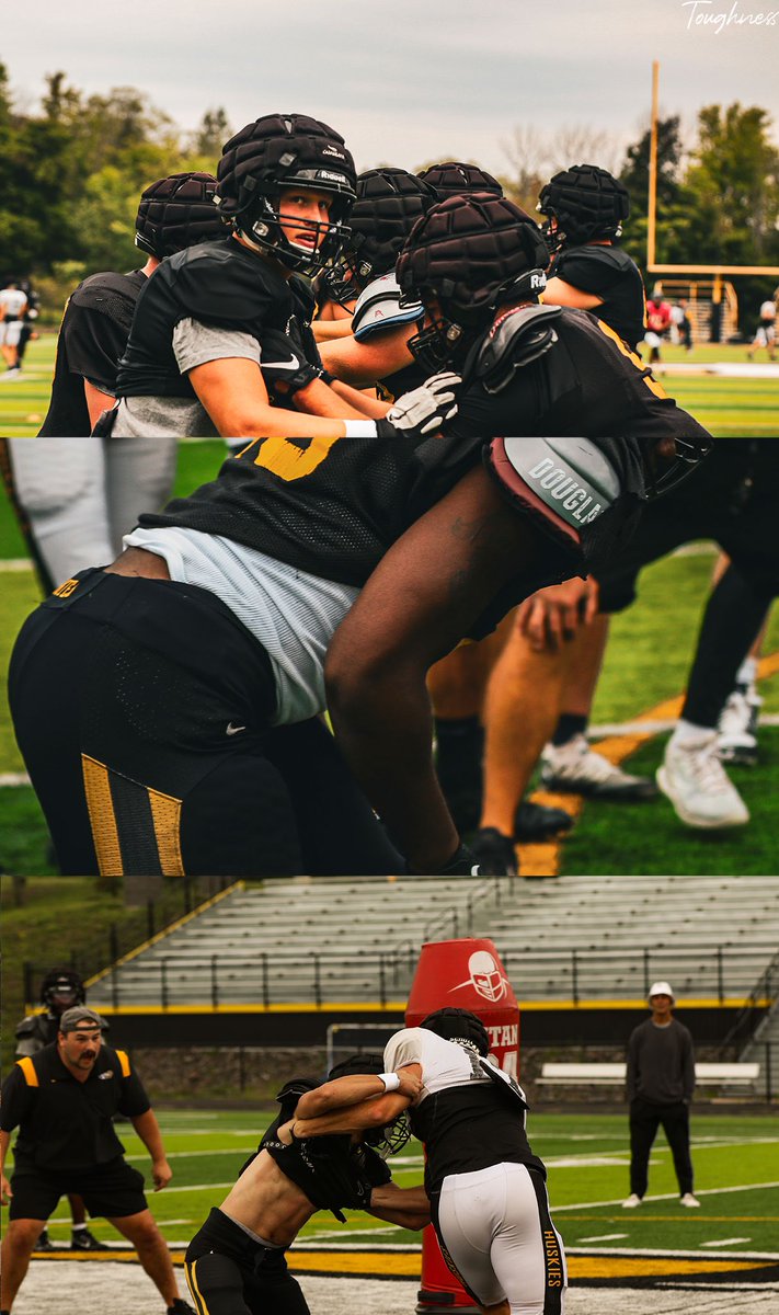 MTUFB's tweet photo. Commitment.
Relentless.
Toughness.
Discipline. 

#FollowTheHuskies | #CRTD https://t.co/KtXH1MH05B