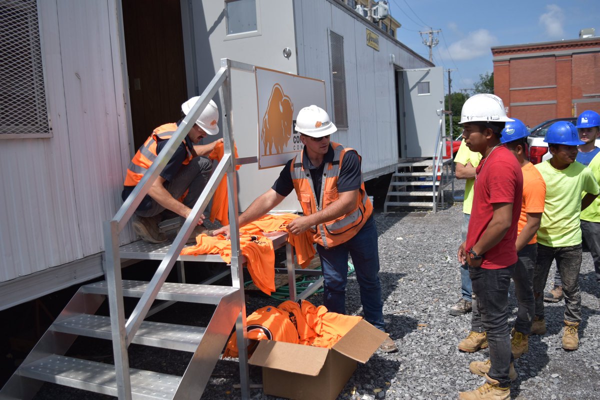 BfloConstruct's tweet photo. #SafetyFirst - a job well done to our team at #TheRails project for continually keeping our site safe and operating as seamlessly as possible. Thank you! https://t.co/0JAAZBaz7c