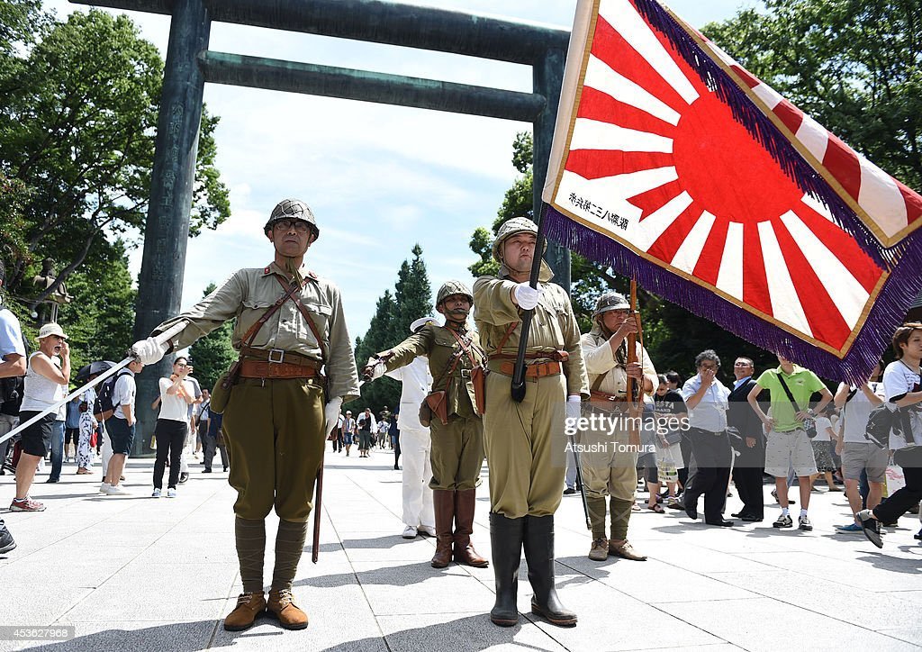 rydeen5555's tweet photo. @roeselli @274Nooomorelies @W_Z_T_Face @MsC95830989 Every year on August 15th, it is Korean nationalists who wear military uniforms and become the subject of foreign media.
Their cars have ”Korea-Japan Friendship'' written on them.
Far-right groups in Japan are known to be Koreans in Japan working to tarnish Japan's reputation. https://t.co/Z1idyqPB4Z