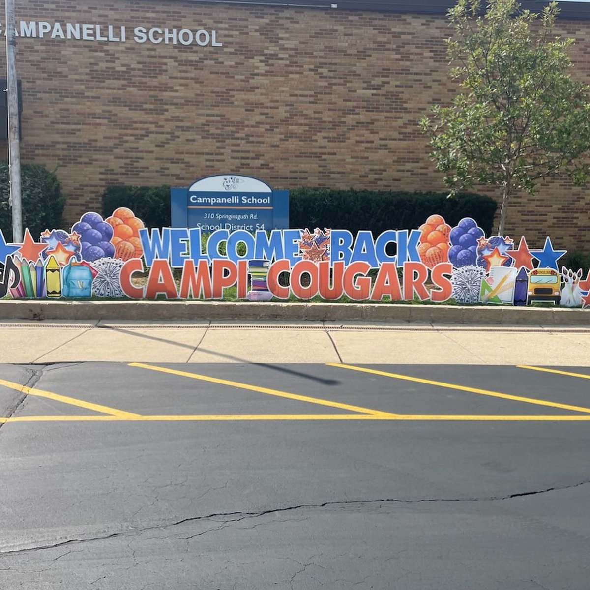 CampanelliPta's tweet photo. The PTA was so glad we could fuel up our amazing teachers for the first day of school! Thank you to our volunteers who set up breakfast on Monday.
There are more opportunities to volunteer! Click the link in our bio to join and sign up. https://t.co/xfKN6QOTNB