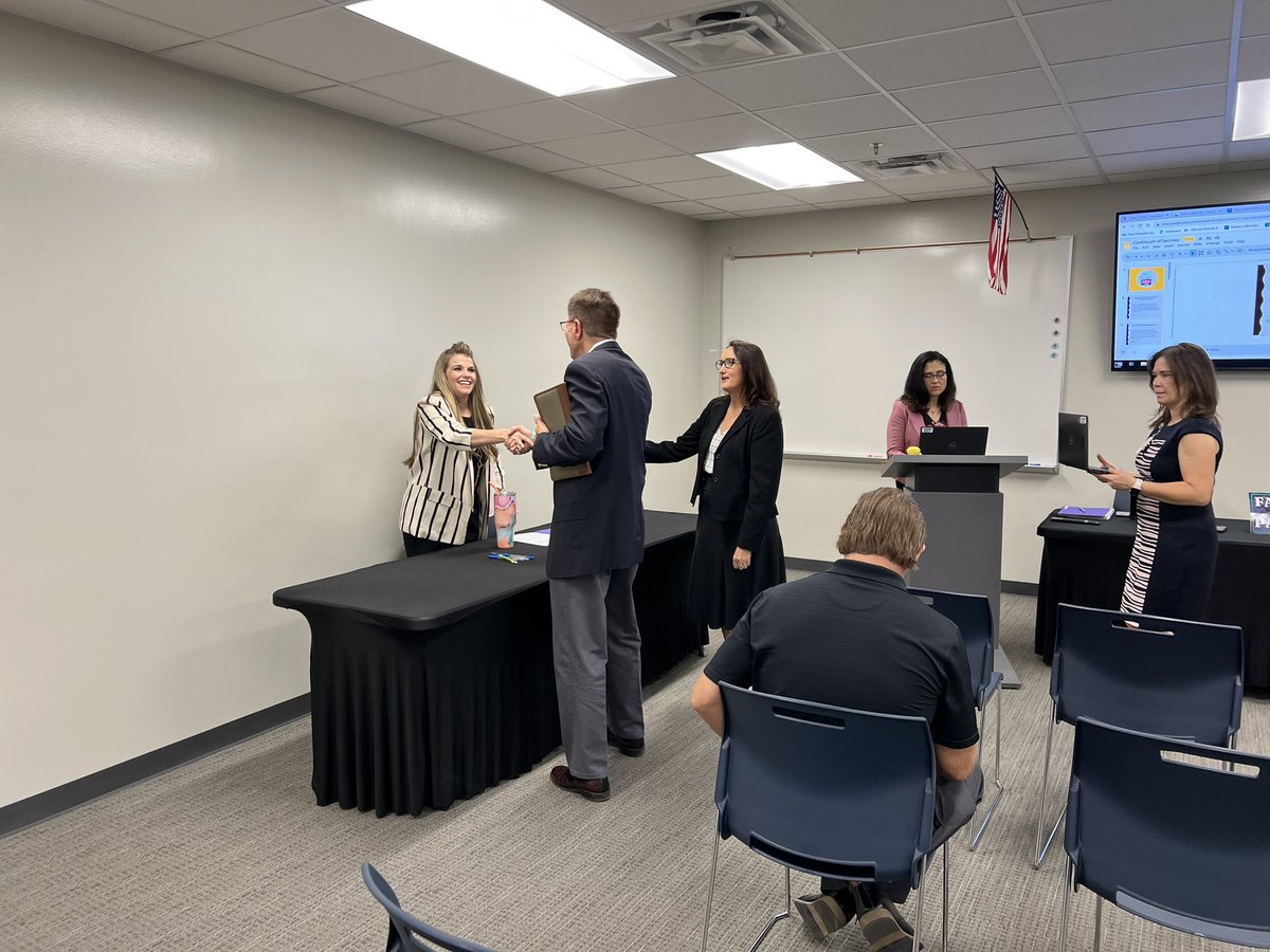 HMartinezHR's tweet photo. We want to thank all of the interested applicants who came to today’s HEB ISD Job Fair! They heard about our wonderful programs from the best Special Education Department around! https://t.co/w3CcVVLV4y