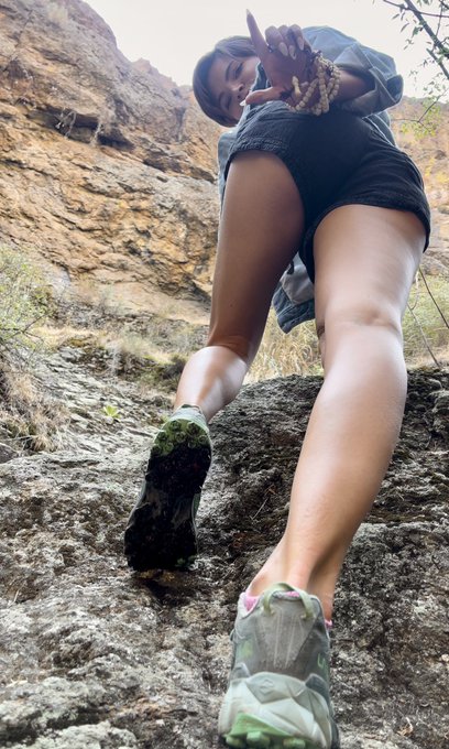 Watch ✨Goddess Calixta ✨'s leaked NSFW photo on TwXstars