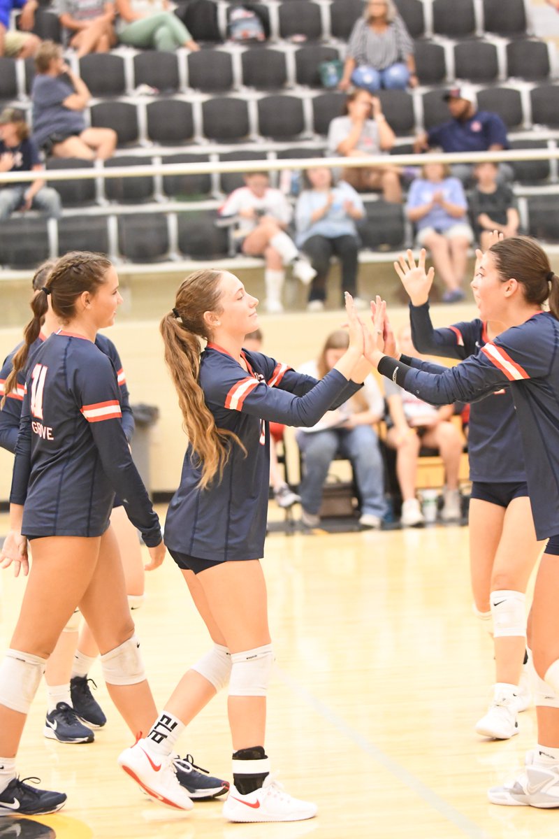 TippahSports's tweet photo. VOLLEYBALL: Pine Grove topples Ripley for first time in program history: https://t.co/3qJkGimFzi https://t.co/J3GUTKywuY