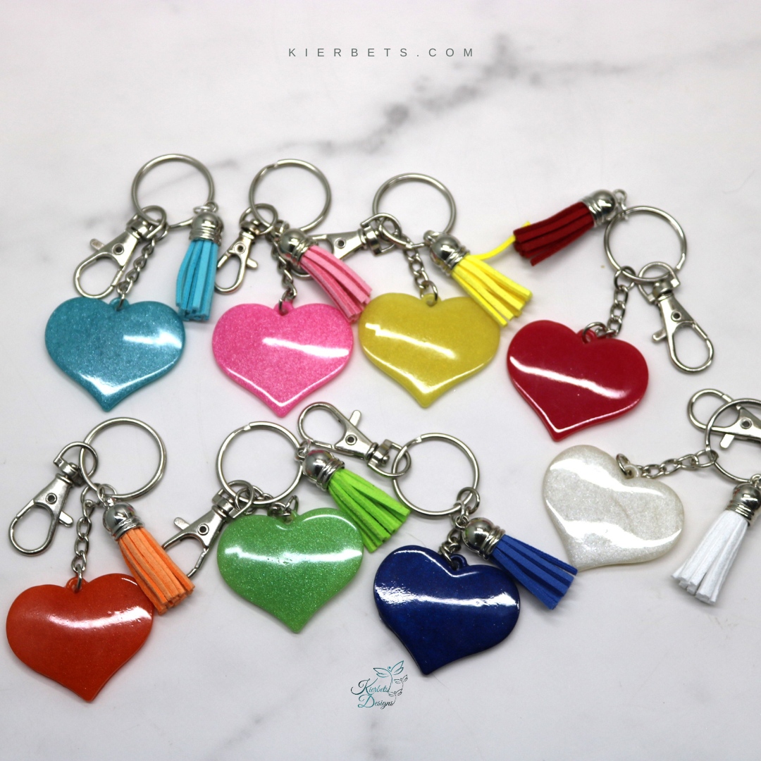 kierbets's tweet image. This adorable heart Keychain is super light 
l8r.it/cjkW

#resinkeychain #personalizedkeychain #bookbagclipon #schoolbagclipon #purseclipon #luggageclipon #personalizedgift #stockingstuffer #backtoschool #kidsfashion #btsfashion #millionkids #fashionablekids