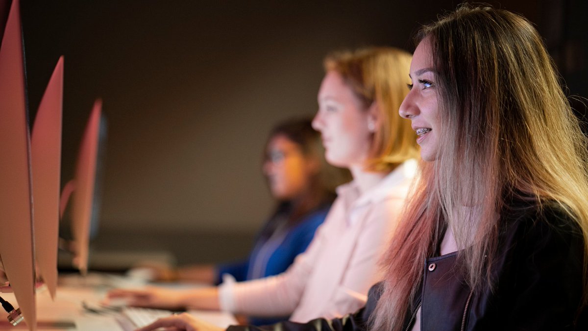 GHFutureStudent's tweet image. Hey Incoming Students!
Have you checked your Gryphmail account yet? 
Check out the new student guide for how to activate your GH student email account!

#UofGH #FutureStudent  #OntarioUniversities