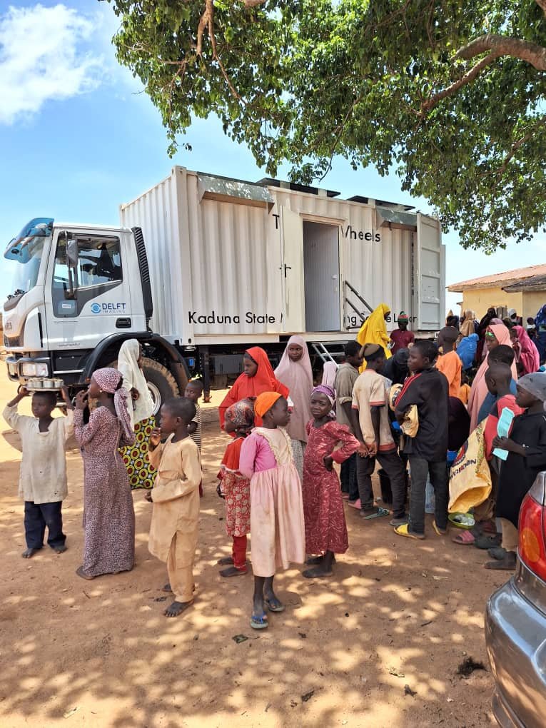 KadunaMOH's tweet photo. @KadunaMOH has embarked on outreach using it's mobile trucks. This is deliberate efforts to take quality Medical Services to the door steps of the residents of Kaduna State at the grassroots. This is Northern senatorial zone. https://t.co/IiTmjaJPoR