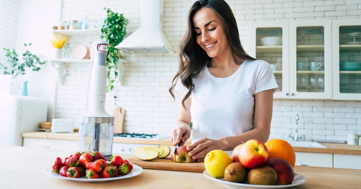 MarieClaire_ru's tweet image. Спорим, этот продукт есть у вас в холодильнике? Но вы не догадывались о его чудодейственном влиянии на фигуру.

#едадляпохудения #какпохудеть #фрукты #стройность #продуктыдляпохудения

vk.cc/cqoa1e