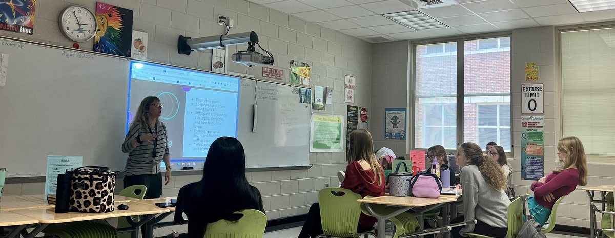 <a href="/KristiCombs15/">Kristi Combs</a> teaching <a href="/jcjetsyearbook/">James Clemens Yearbook</a> how to communicate effectively and work together towards a common goal. #synergy #mcslearn #ProudToBeAJet ✈️